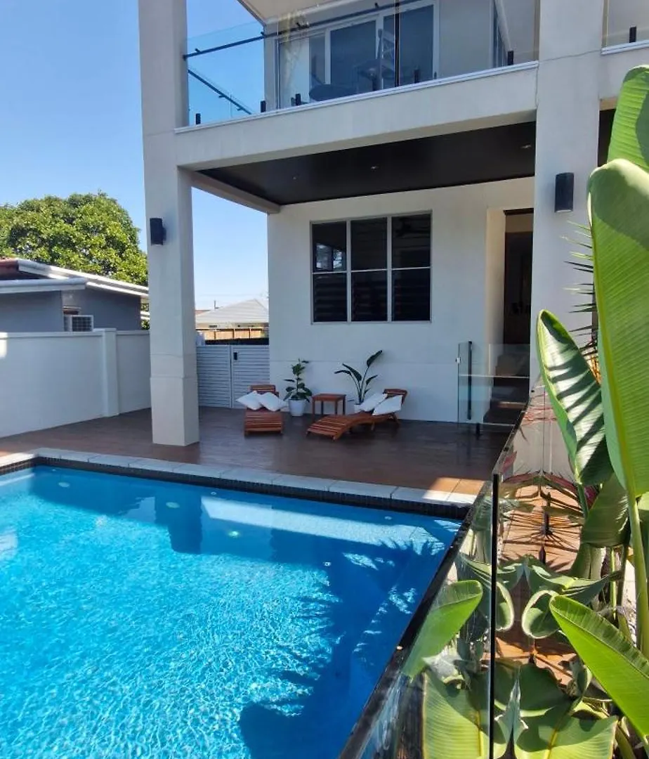Golden Beachfront Holiday Home